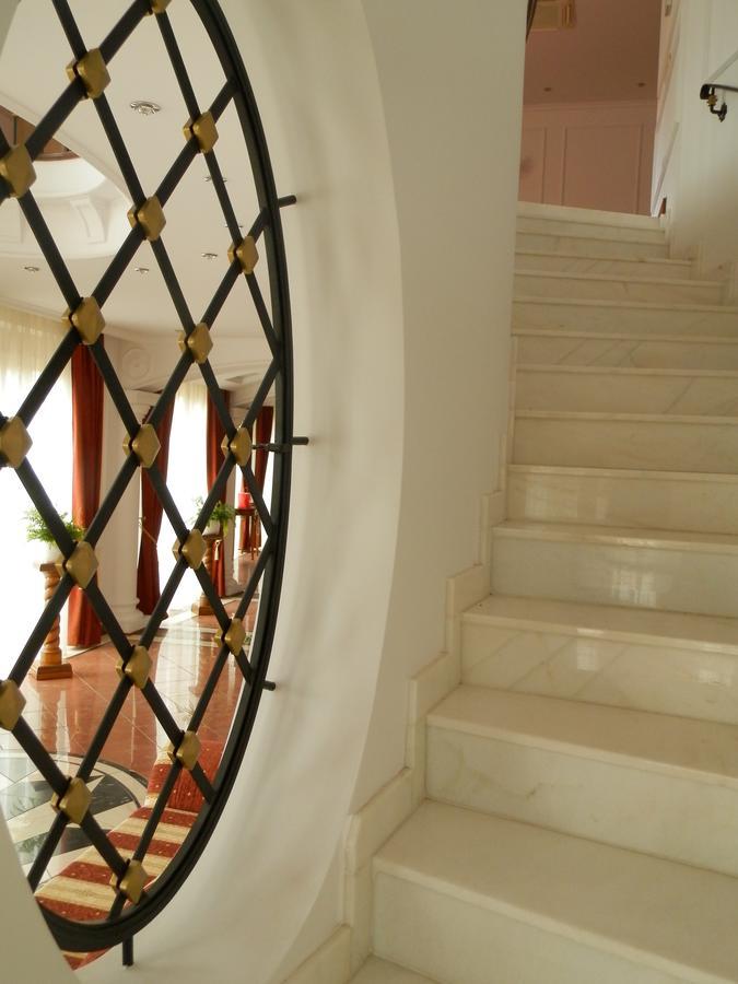 Nagyret Panzio Eger Bed & Breakfast ภายนอก รูปภาพ