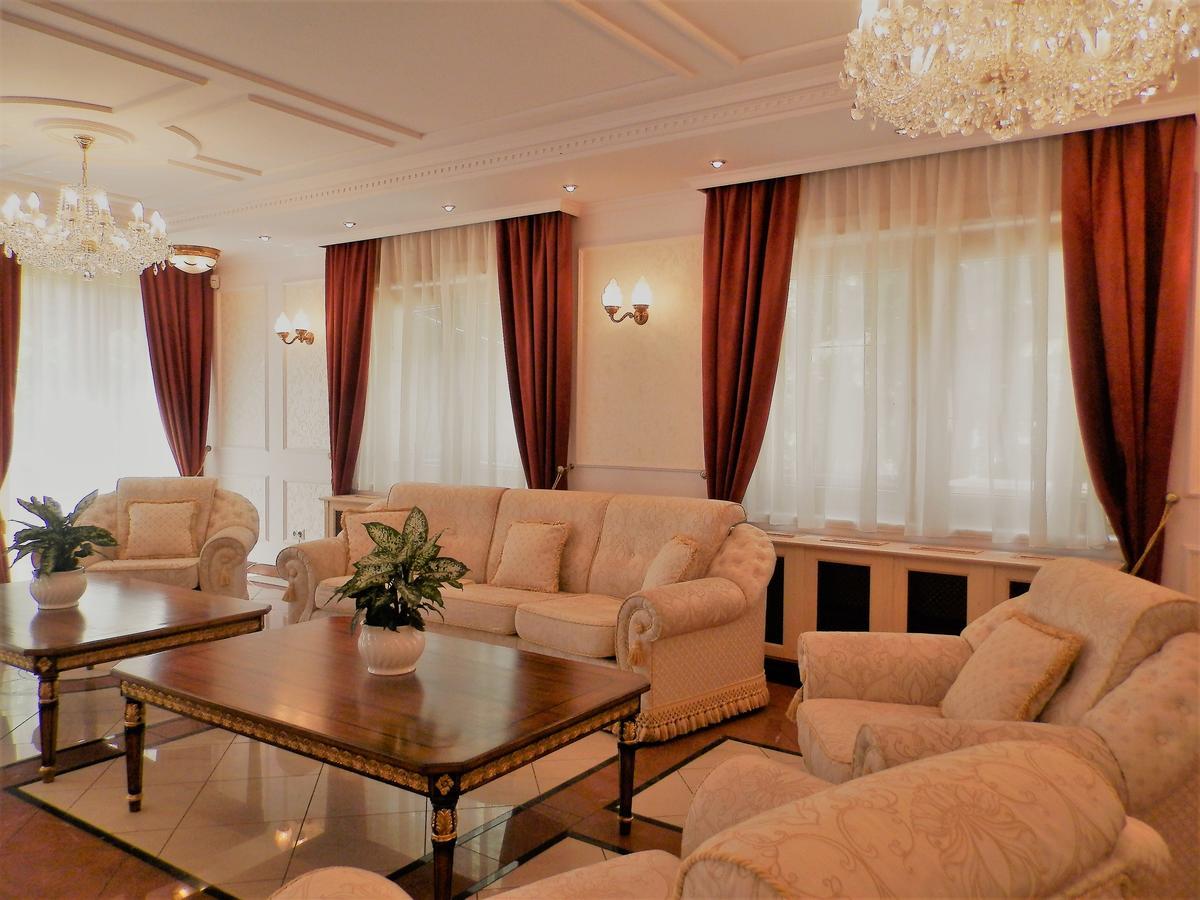 Nagyret Panzio Eger Bed & Breakfast ภายนอก รูปภาพ