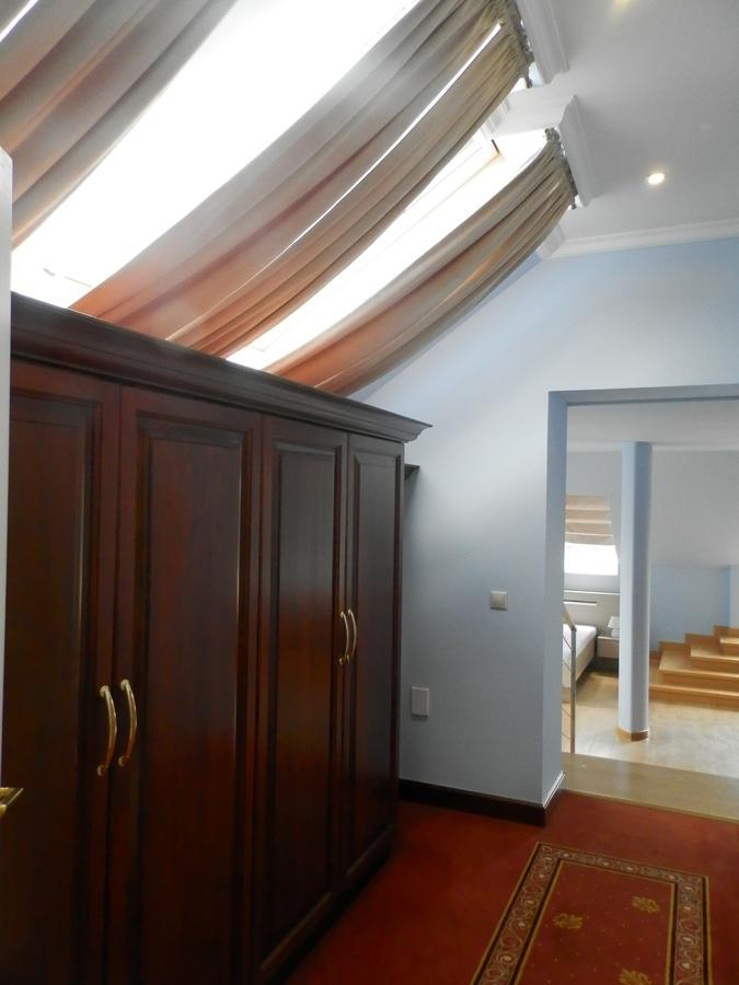 Nagyret Panzio Eger Bed & Breakfast ภายนอก รูปภาพ