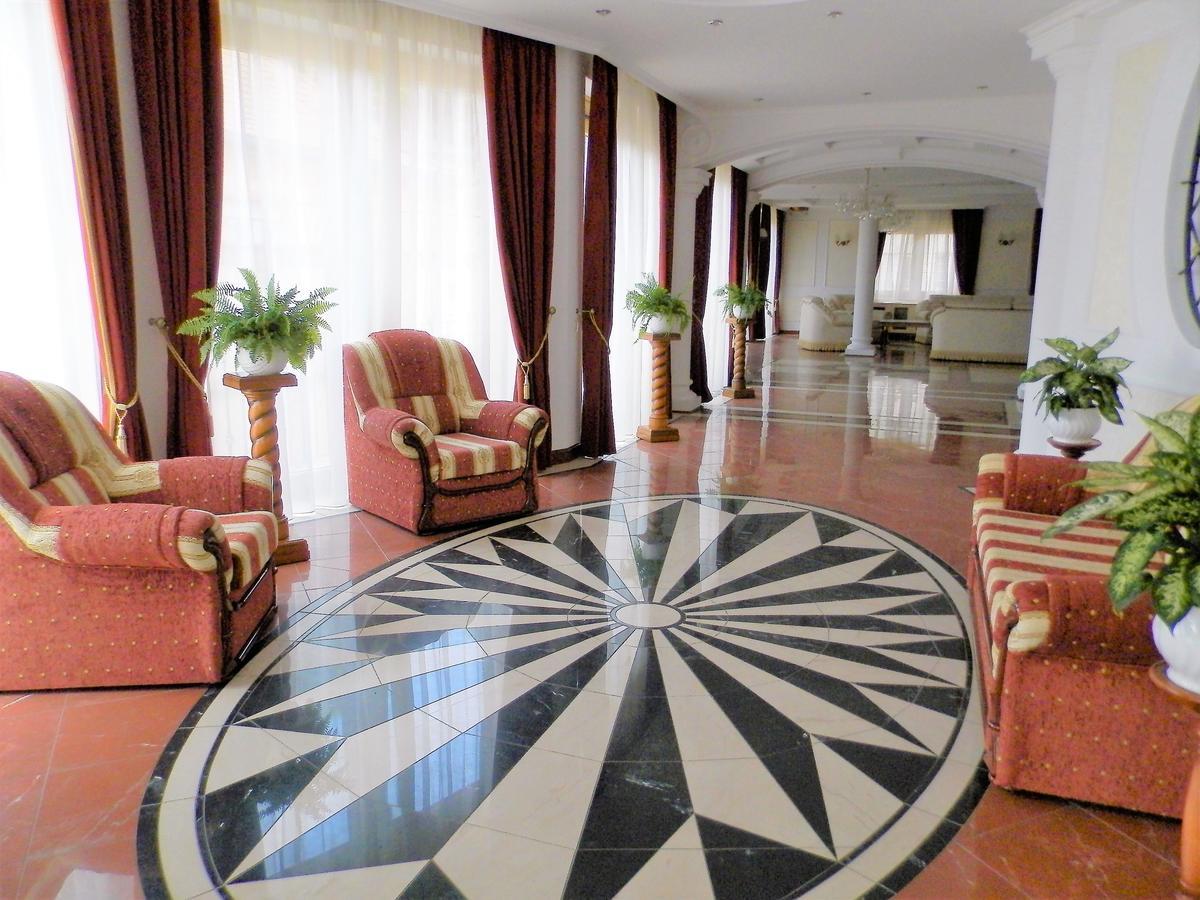 Nagyret Panzio Eger Bed & Breakfast ภายนอก รูปภาพ