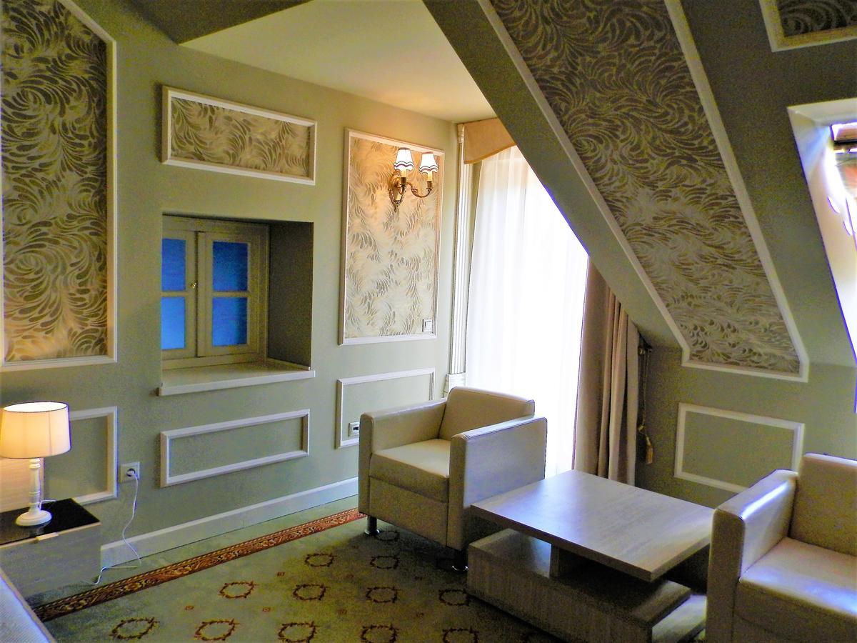 Nagyret Panzio Eger Bed & Breakfast ภายนอก รูปภาพ