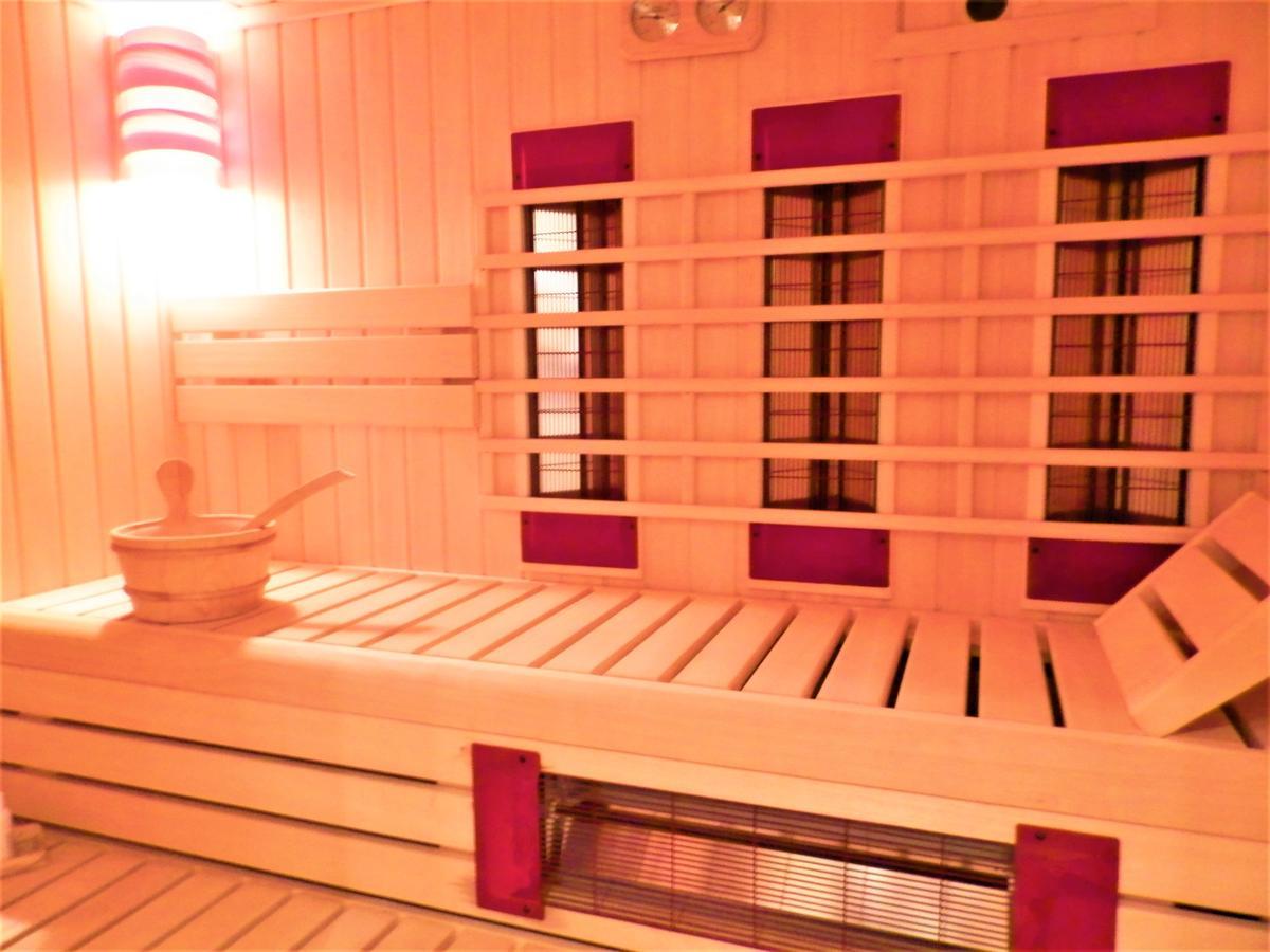 Nagyret Panzio Eger Bed & Breakfast ภายนอก รูปภาพ