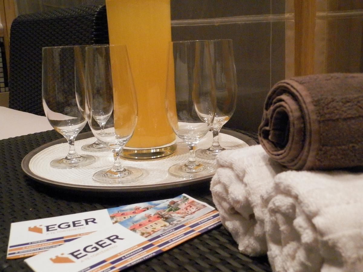 Nagyret Panzio Eger Bed & Breakfast ภายนอก รูปภาพ
