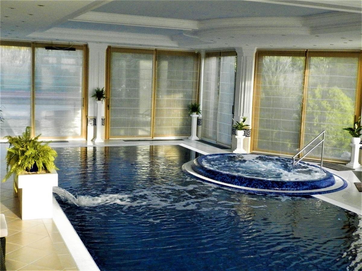 Nagyret Panzio Eger Bed & Breakfast ภายนอก รูปภาพ